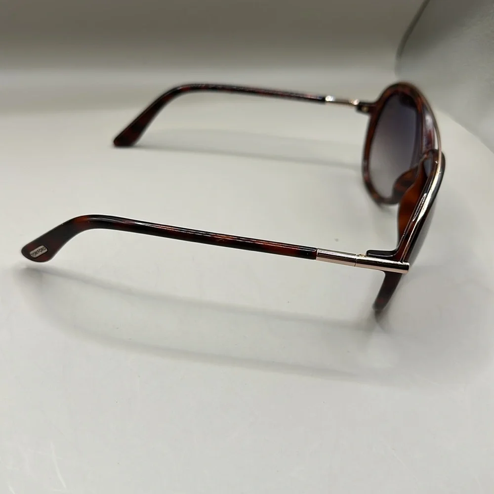 Tom Ford TF 454 52K 64•5 Aviator Gradient Sunglasses - Women’s - Picture 7 of 8